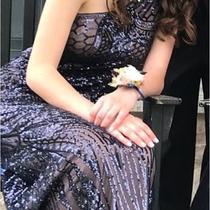 Formal/prom/special occasions dress